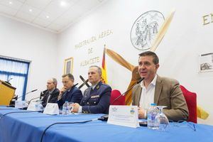 Cabañero celebra el anuncio del Ministerio de Ciencia de que Albacete albergará un nuevo Centro de Incubación de Empresas de la Agencia Espacial Europea y lo liga al ‘maridaje’ con la tradición aeronáutica provincial que hace posible el BACSI