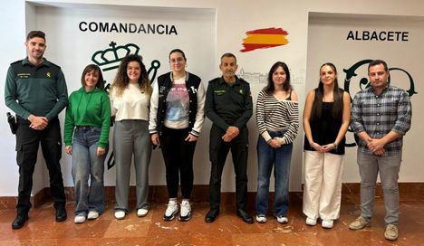 Ocho alumnos del grado de Criminología completan sus prácticas con la Guardia Civil de Albacete