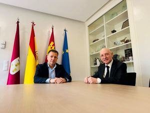 Manuel Serrano se despide institucionalmente del presidente del TSJ: “Rouco ha prestigiado la Justicia en Albacete, que es la capital judicial de la región”
