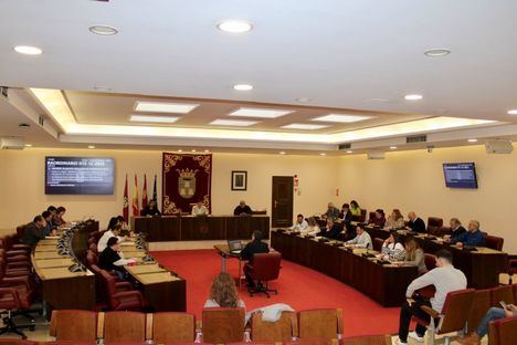 La Junta y el Ayuntamiento colaboran para mejorar el mantenimiento de 492 viviendas sociales en La Milagrosa