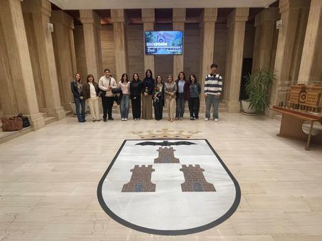 Rodríguez de Vera recibe a un grupo de alumnos y docentes turcos, y felicita al colegio La Paz por “un intercambio cultural y educativo que nos enriquece mutuamente”