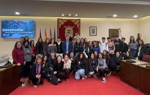 Pascual Molina recibe a estudiantes italianos de uno de los intercambios “que son cada vez más frecuentes en los centros educativos de Albacete”