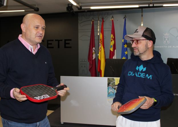 Villaescusa reitera el compromiso decidido del Ayuntamiento con los deportes minoritarios y anima a disfrutar del Torneo Tour Senior Pickleball que tendrá lugar del 25 al 27 de abril