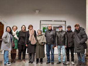 Elena Serrallé afirma que “visibilizar la voz de las poetas es seguir construyendo una cultura más igualitaria y comprometida”, durante la inauguración de la exposición de fotopoesía