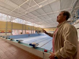 El Grupo Municipal Socialista exige una solución para los cursos de la piscina de Juan de Toledo y denuncia que el PP puso en riesgo la seguridad de trabajadores y usuarios