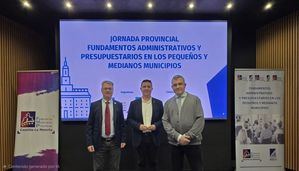 Santiago Cabañero reivindica un Estatuto del Pequeño Municipio en la inauguración de la jornada sobre gestión administrativa municipal