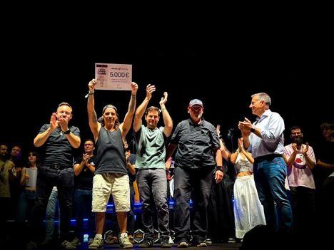 Manuel Serrano desea los mayores éxitos a Reino Polar, ganadores del Memorial Alberto Cano, y al resto de grupos “en una ciudad que apuesta por la música y el talento local”