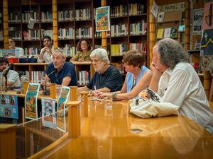 Elena Serrallé asegura que el Oh Poetry! Fest 2025 reafirma el compromiso decidido del Ayuntamiento con la poesía y la cultura en la calle y anima a disfrutar de su programación