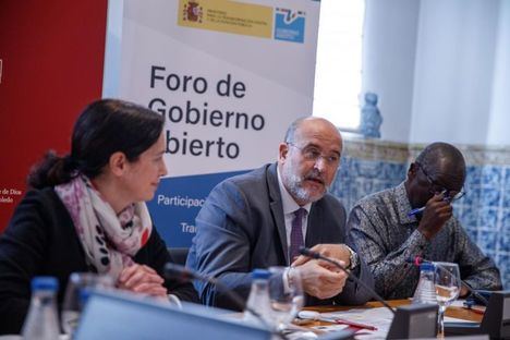 
Castilla-La Mancha trabaja en dos nuevas leyes para ahondar en los principios de participación, transparencia y rendición de cuentas

 