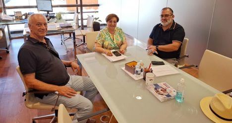 Castilla-La Mancha adapta el reconocimiento de familia numerosa con la inclusión de parejas de hecho y el impulso del carné digital