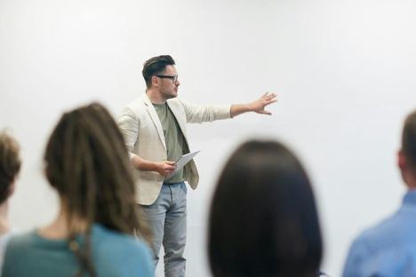 Castilla-La Mancha es la tercera comunidad autónoma del país que más plazas docentes ha cubierto de las oposiciones de Secundaria y FP