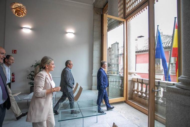 García-Page reivindica el “principio de igualdad” en la financiación autonómica y augura “una dura pelea” si se gestionan privilegios con “algunas comunidades”