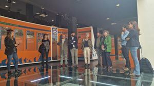 Castilla-La Mancha refuerza la seguridad en los espacios naturales con la instalación de desfibriladores e imparte formación especializada a los monitores