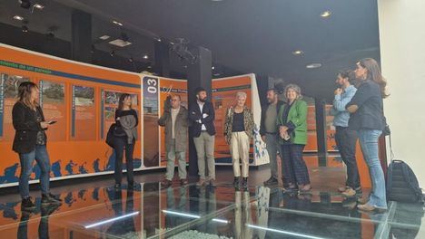 Castilla-La Mancha refuerza la seguridad en los espacios naturales con la instalación de desfibriladores e imparte formación especializada a los monitores