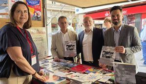 Miguel Zamora: “Lo que se da cita hoy en el Altozano y hasta el domingo es una gran fiesta de la animación a la lectura para todas las edades”