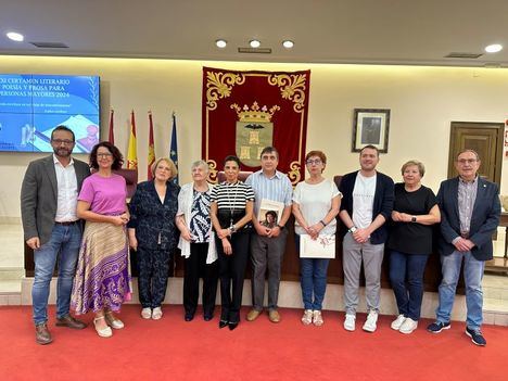 El Certamen Literario para personas mayores, con premios por 1.600 euros, busca “fomentar la creatividad y dar visibilidad a su valía artística”