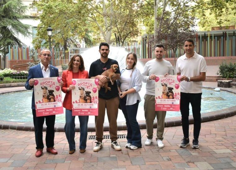 Diputación y Ayuntamiento apoyan la I Feria Nacional de Adopciones que acogerá la ciudad el 25 de este mes en su firme compromiso con el bienestar animal y la adopción responsable