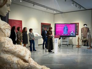 Elena Serrallé subraya que “acercar la historia de Isabel de Portugal a la ciudadanía es una forma de fortalecer nuestra identidad y poner en valor el patrimonio cultural albaceteño”