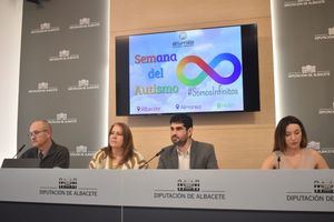 La Asociación Desarrollo conmemora el Día Mundial de Concienciación sobre el Autismo con diferentes actividades de la mano de la Diputación y el Ayuntamiento de Albacete