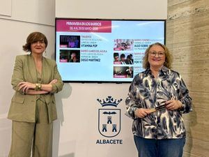 Elena Serrallé invita a disfrutar de una Primavera en los Barrios 2026 “cercana, accesible y descentralizada” con propuestas pensadas para todos los públicos
