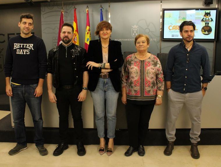 Elena Serrallé presenta un Carnaval de Albacete 2025 inclusivo y accesible, “a la altura del espíritu acogedor y vibrante de nuestra ciudad”