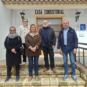 El gobierno regional muestra su voluntad de colaborar en la conservación de la Torre de Almez de Jorquera