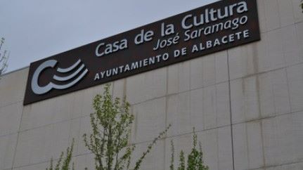 El Ayuntamiento hará obras de reparación y mejora en las fachadas de la Casa de la Cultura José Saramago, con una inversión prevista de más de 130.000 euros
