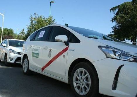 El Equipo de Gobierno concentra sus esfuerzos en la mejora del servicio del taxi a través de una nueva convocatoria de examen que favorecerá la incorporación de conductores al sector