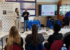 El gobierno regional acerca los vinos de la provincia a estudiantes de ciclos formativos vinculados con la industria agroalimentaria