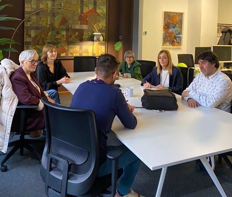 La Junta anima a los agentes económicos a sumarse al programa ‘Empresas y entidades por una sociedad libre de violencia de género’ con el fin de reforzar la red de apoyo existente en la provincia