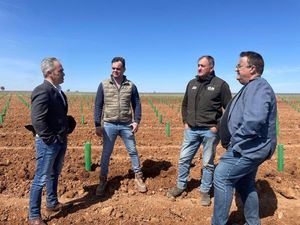 El Gobierno regional impulsa la modernización del campo conquense con más de 7,5 millones de euros en ayudas a la agricultura de precisión